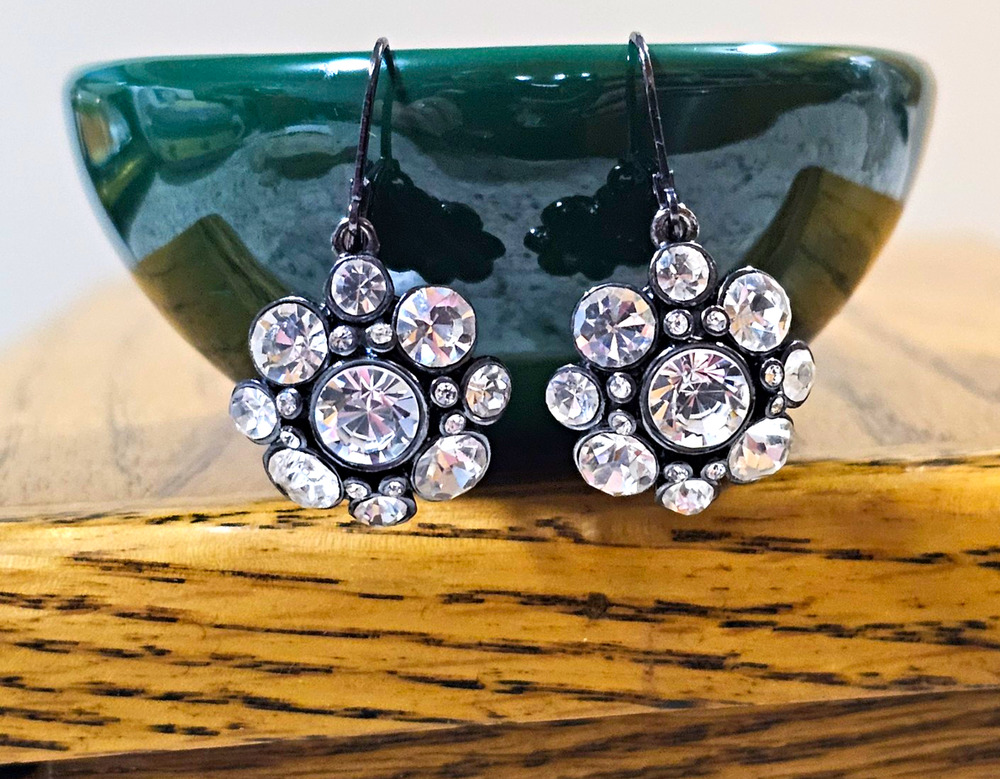 Vintage Clear Austrian Crystal Daisy Flower Drop Earrings Dark Silver Tone